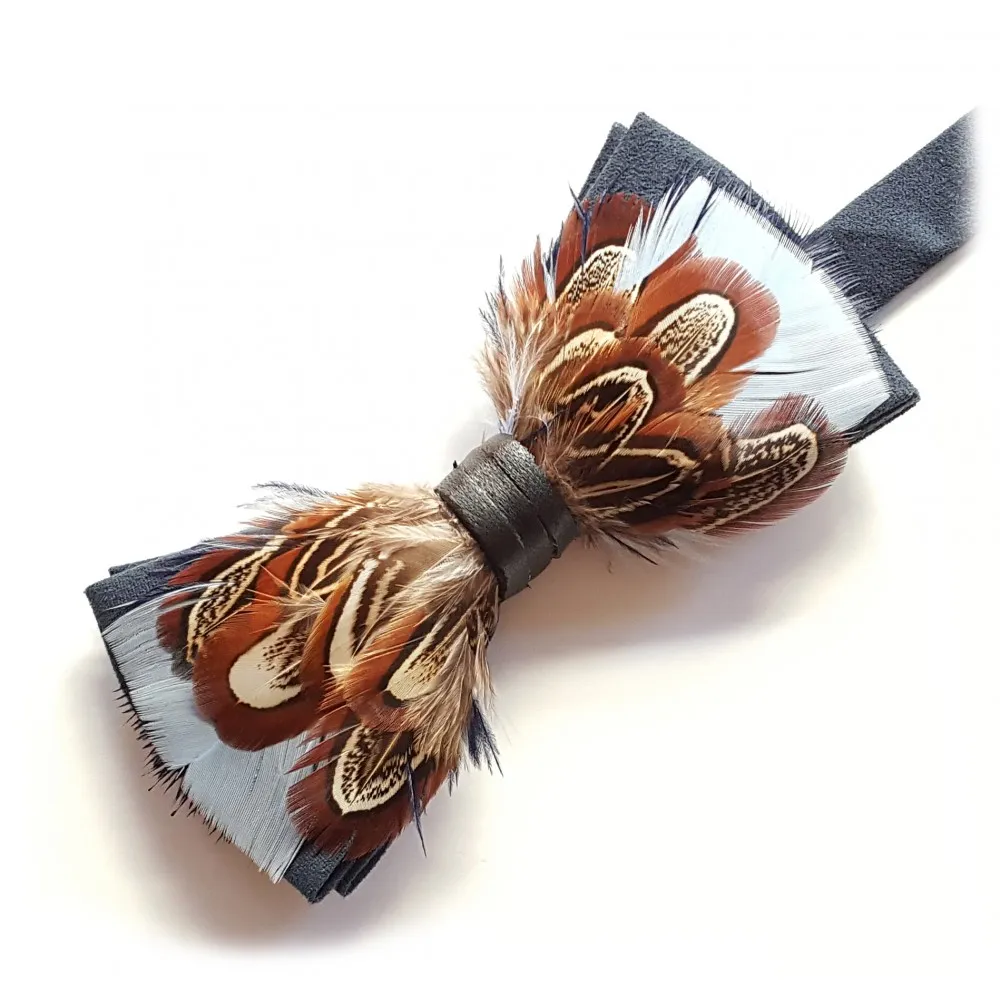 Genius Bowtie - Archimede - Blu Navy - Papillon in Pelle Scamosciata con Piume - Farfallino di Alta Qualità Luxury